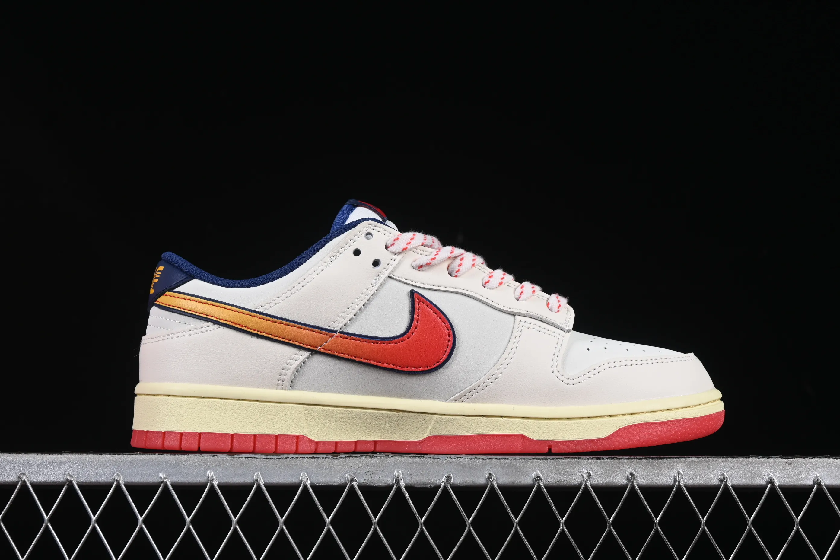All categories Nk SB Dunk series Nk SB Dunk Low low-top sneakers Nike SB Dunk Low rainbow gradient low-top casual sports skateboard shoes HV5749-110